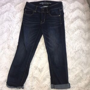 american eagle capri jeans!!